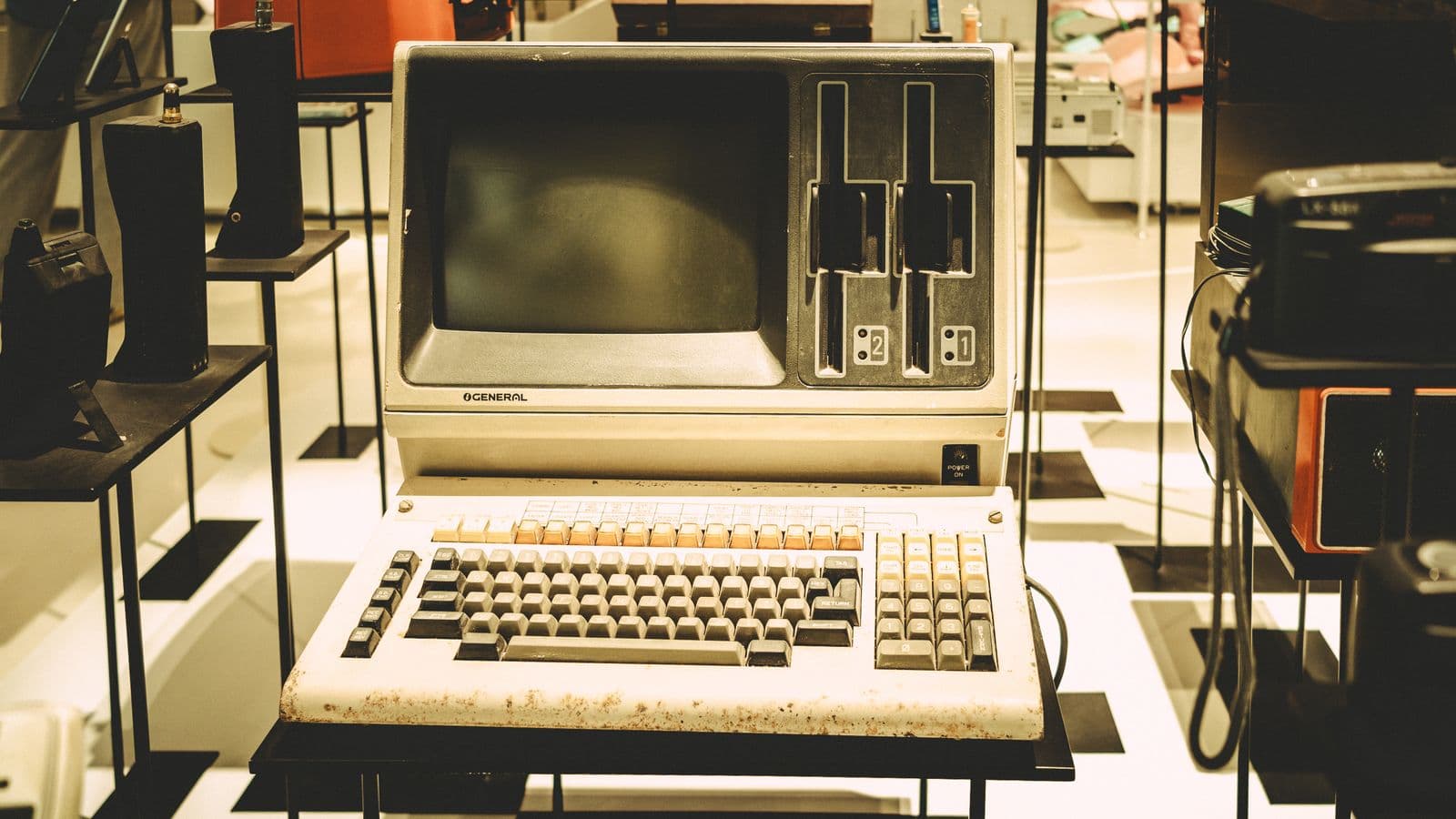 A retired vintage computer terminal, symbolizing an outdated search system